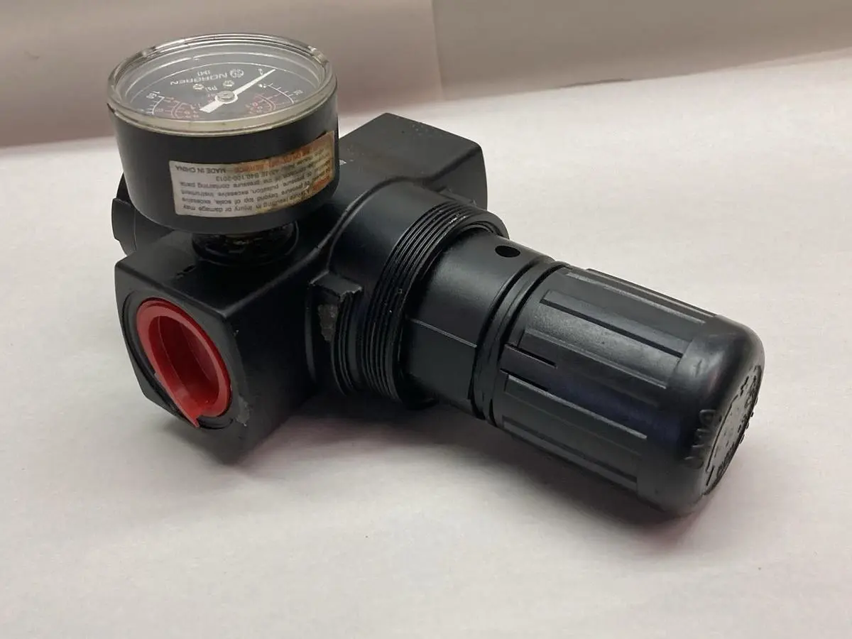 Used NORGREN R17-800-RNLA Air Pressure Regulators Ohio US | Surplus Asset Holdings #1365766