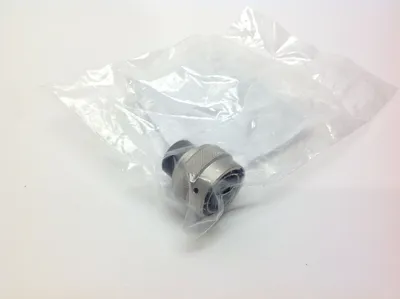 NEW SOURIAU CIRCULAR CONNECTOR PLUG SIZE 16 26 POSITION