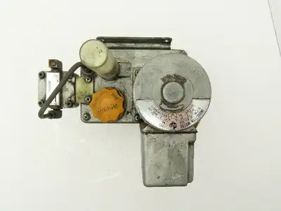 Showa YMAS-6 Automatic Oil Lubricator Pump Machine Oiler 2L Tank 220V LF01-50N