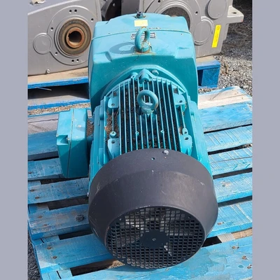 15HP Brook Crompton Rexnord SFN55B9 Gearmotor