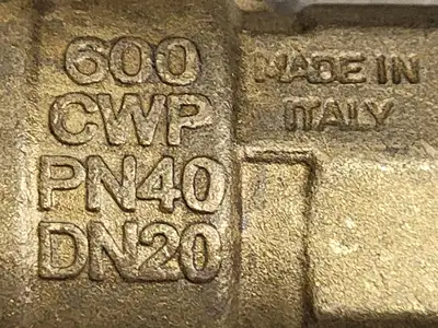 USED RUB INC. CW617N