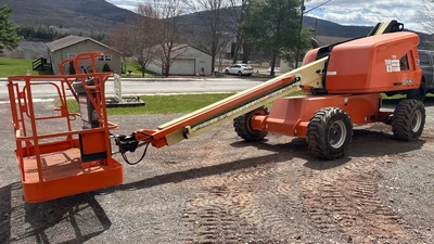 USED 2016 JLG 400S