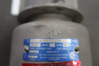 USED CROUSE-HINDS APR20428