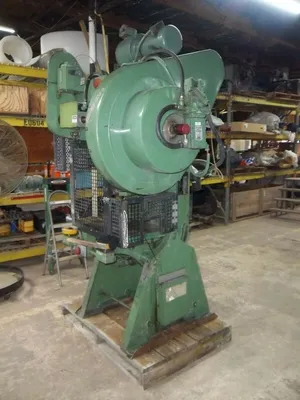 Used _UNKNOWN_ _UNKNOWN_ O.B.I. Presses Louisiana US | Pinpoint Machine #1443812