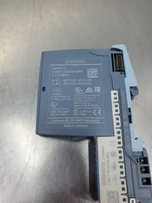 USED Siemens 6ES7132-6BF00-0BA0 Output Module w/6ES7193-6BP00-0DA0 Base