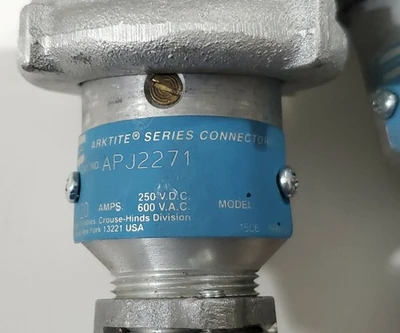 NEW Crouse Hinds APJ2271