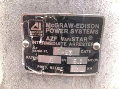 McGRAW-EDISON / AZF Varistar Porcelain Intermediate Arrester 6kV 5.1mcov 16.1KA