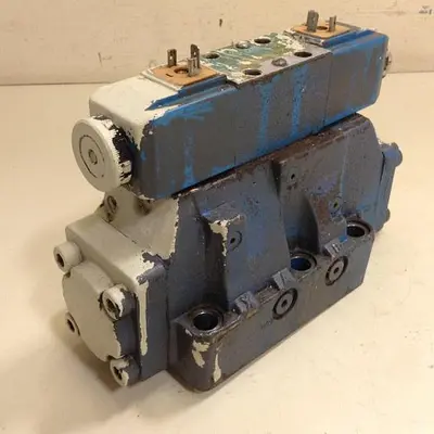 USED VICKERS DG4V-3-6C-M-U-HL7-60-B13