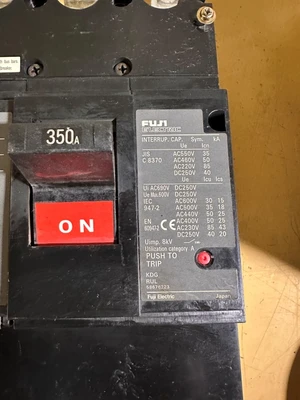 FUJI BU3KDG 350A AUTO CIRCUIT BREAKER