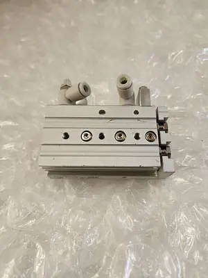 SMC MXS8-30 CYLINDER ROLLER