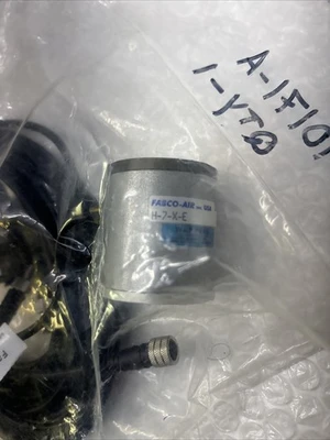 ** New QTY Of 2 Fabco-Air H-7-X-E Clamp Bar  Cylinder Fast Shipping #