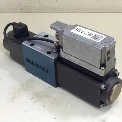 USED BOSCH 0 811 404 511