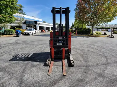 USED 2003 RAYMOND EASI R30TT