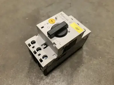 USED MOELLER PKZM0-16