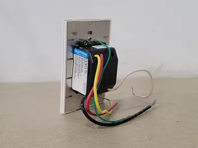 NEW LUTRON NTF-10-WH