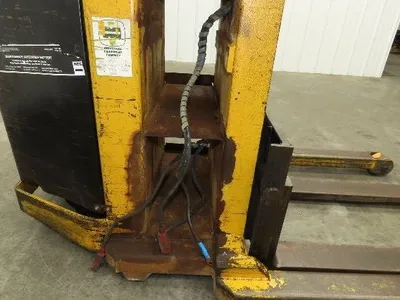 Used BIG JOE _UNKNOWN_ Pallet Lifters Indiana US | Arrow Industrial #617341