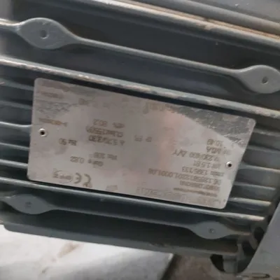 LIFTING SCREW Ø 200 MM Conveyor Screw | Perry Equipment (2)