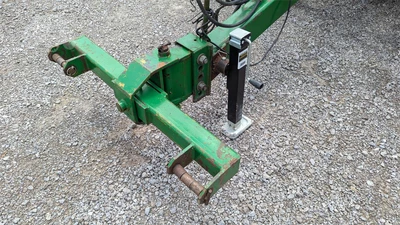USED JOHN DEERE 750