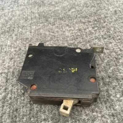 Used cutler hammer CHB120 Circuit Breakers California US | Davliegogo LLC #1705558