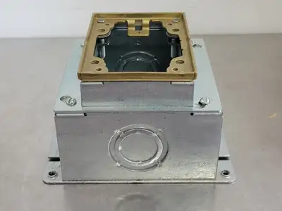 NEW HUBBELL 6256