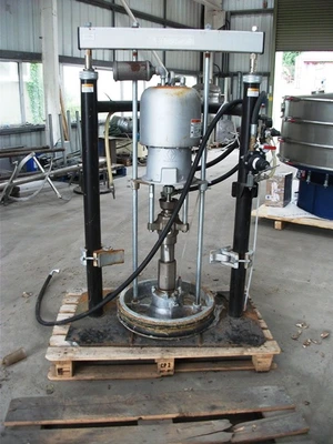 7 LPM Graco Bulldog Mastic Drum Pumps Ratio 40 to 1