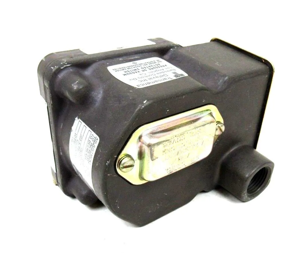 NEW BARKSDALE D2T-A3 PRESSURE/VACUUM SWITCH D2TA3