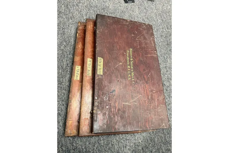 Used _UNKNOWN_ _UNKNOWN_ Micrometers California US | KD Auctions #1359402