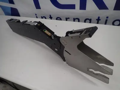 UNIVERSAL GOLD HIGH PERFORMANCE SPLICEABLE 44MM TAPE FEEDER Feeders | Tekmart International Inc. (2)