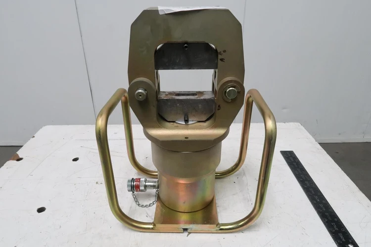 Used IZUMI _UNKNOWN_ Wire Crimpers | OCO Industrial #1730410