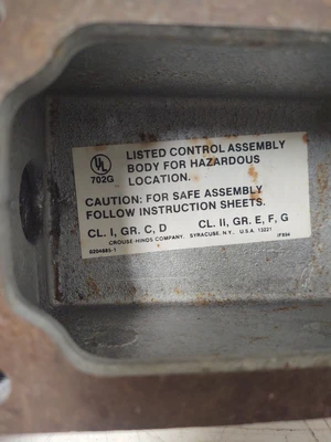 🔥 EDSC371 CROUSE-HINDS FEED THROUGH EXPLOSION PROOF BACK BOX WITH 1 INCH HUBS