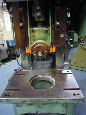 USED RASKIN TIS 22 TON