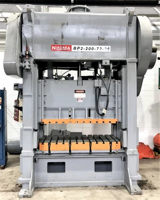 USED 1980 NIAGARA NIAGARA BP2-200-72-36 PRESS