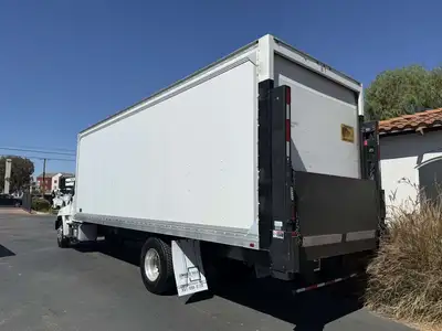 Used 2019 HINO 268 Box trucks California US | Commerce Truck Equipment Sales #1548689