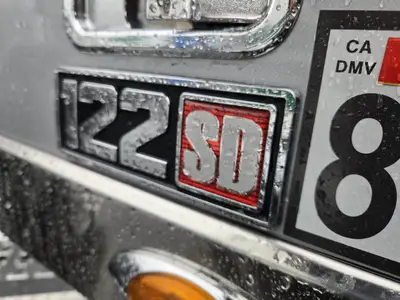 USED 2023 FREIGHTLINER CORONADO 122 SD