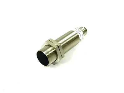 NEW BALLUFF 180582 PROXIMITY SENSOR BES 516-212-E5-E-S27