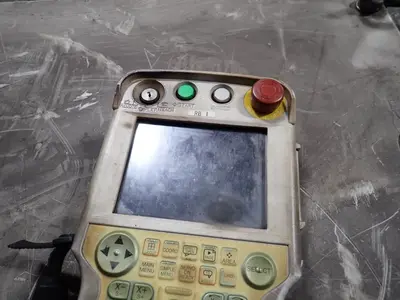 USED 2011 YASKAWA MOTOMAN MOTOMANMH6