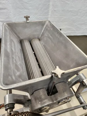 USED 1985 KOOK-E-KING PU HEAD ON INTEGRATED FACTORY CABINET (SUPER AUTOMATIC CONFIGURATION)