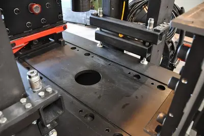 USED BOSCH REXROTH 300 / 150 / 150 TON