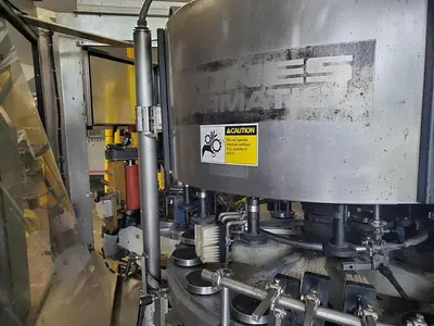 USED 1993 KRONES STARMATIC 16 STATION ROTART LABLER