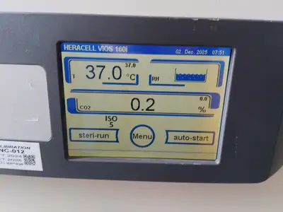 Thermo HERAcell Vios 160i Double Stack Copper Lined CO2 Incubators (2015)