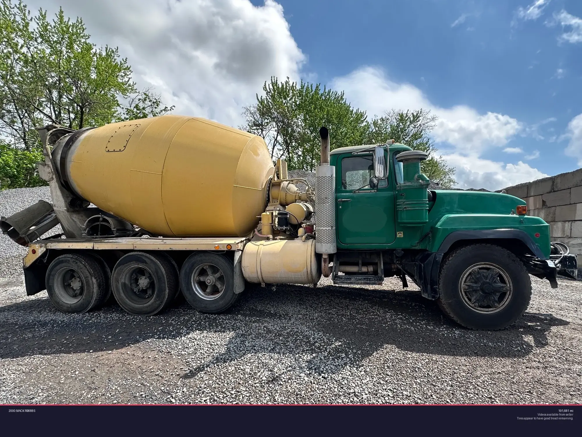 Used 2000 MACK RB688S Concrete Mixer Trucks Pennsylvania US | Proxy Equipment #1378234