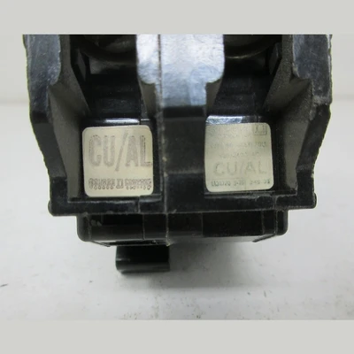 Square D QOB 15 Amp Breaker