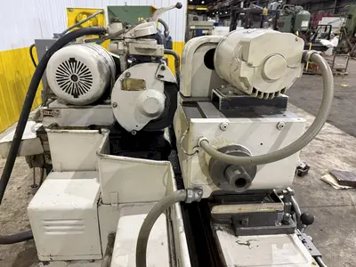 10" X 24" CINCINNATI MODEL 10X24 UNIVERSAL CYLINDRICAL GRINDER: YOBRO #24256