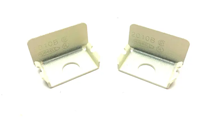 New | in-Stock HUBBELL RACEWAY END CAP/ END BRACKET WHITE Miscellaneous MRO | Maverick Industrial Sales #1122087