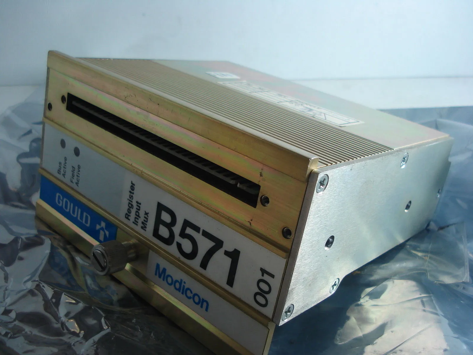 NEW GOULD MODICON B571-001 INPUT MODULE B571001