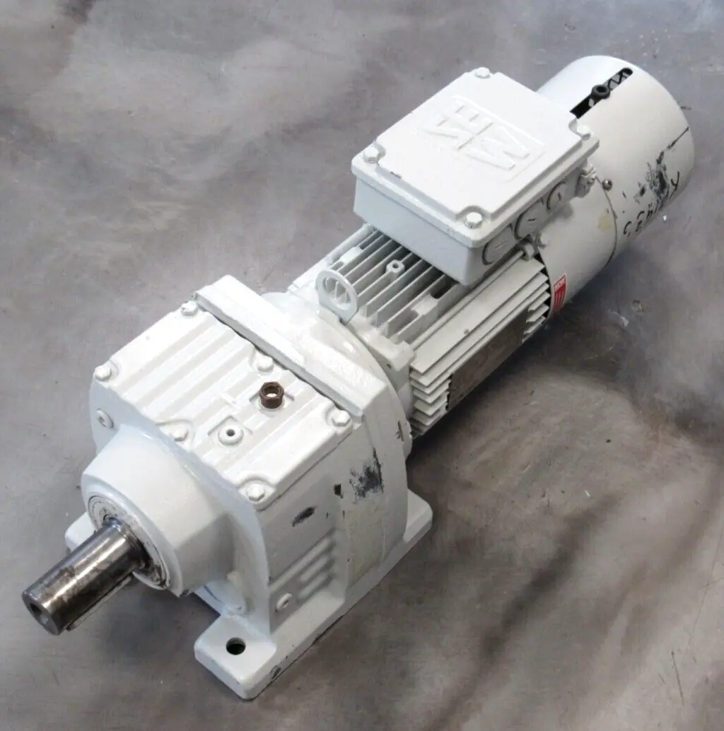 NEW SEW EURODRIVE R57 DT80K4/BMG/HR/TH/XS11 GEAR REDUCER R57DT80K4BMGHRTHXS11