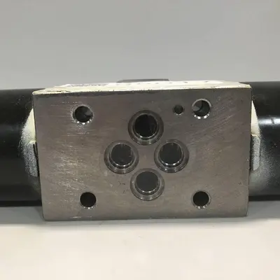 USED TOKIMEC DG4V-3-6C-M-P7-H-7-52