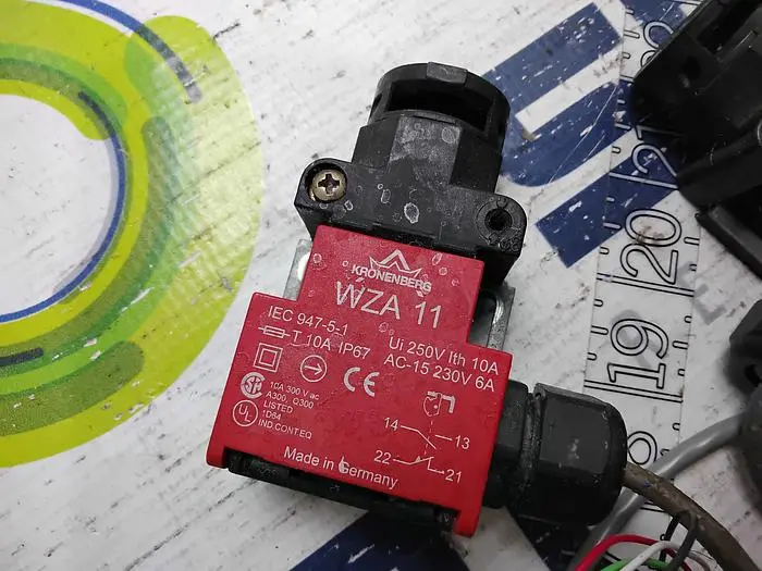 Used KRONENBERG WZA-11-230V Relays & Switches Florida US | SMT Resource #487149