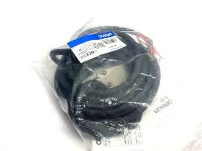 NEW OMRON SMALL SAFETY LIMIT SWITCH, ROLLER PLUNGER, 2NC/2NO, 5M CABLE