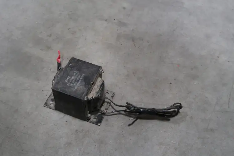 Used LENMARK INDUSTRIES 186B4100-5 Transformers British Columbia CA | Lenmark #264827